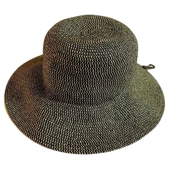 Sonoma Black and White Wide-Brimmed Hat Adjustable Head Size UPG 50+. - Picture 1 of 12